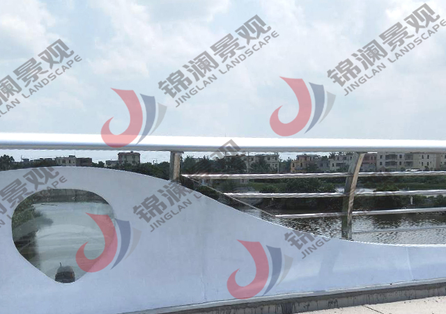 铸造石栏杆,铸造石挂板,晶铸石挂板,晶铸石栏杆,铸造石树池坐凳,泰科石树池,晶铸石,精铸石,泰科石,铸造石桥梁装饰