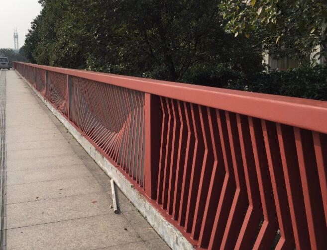 铸造石栏杆,铸造石挂板,晶铸石挂板,晶铸石栏杆,铸造石树池坐凳,泰科石树池,晶铸石,精铸石,泰科石,铸造石桥梁装饰