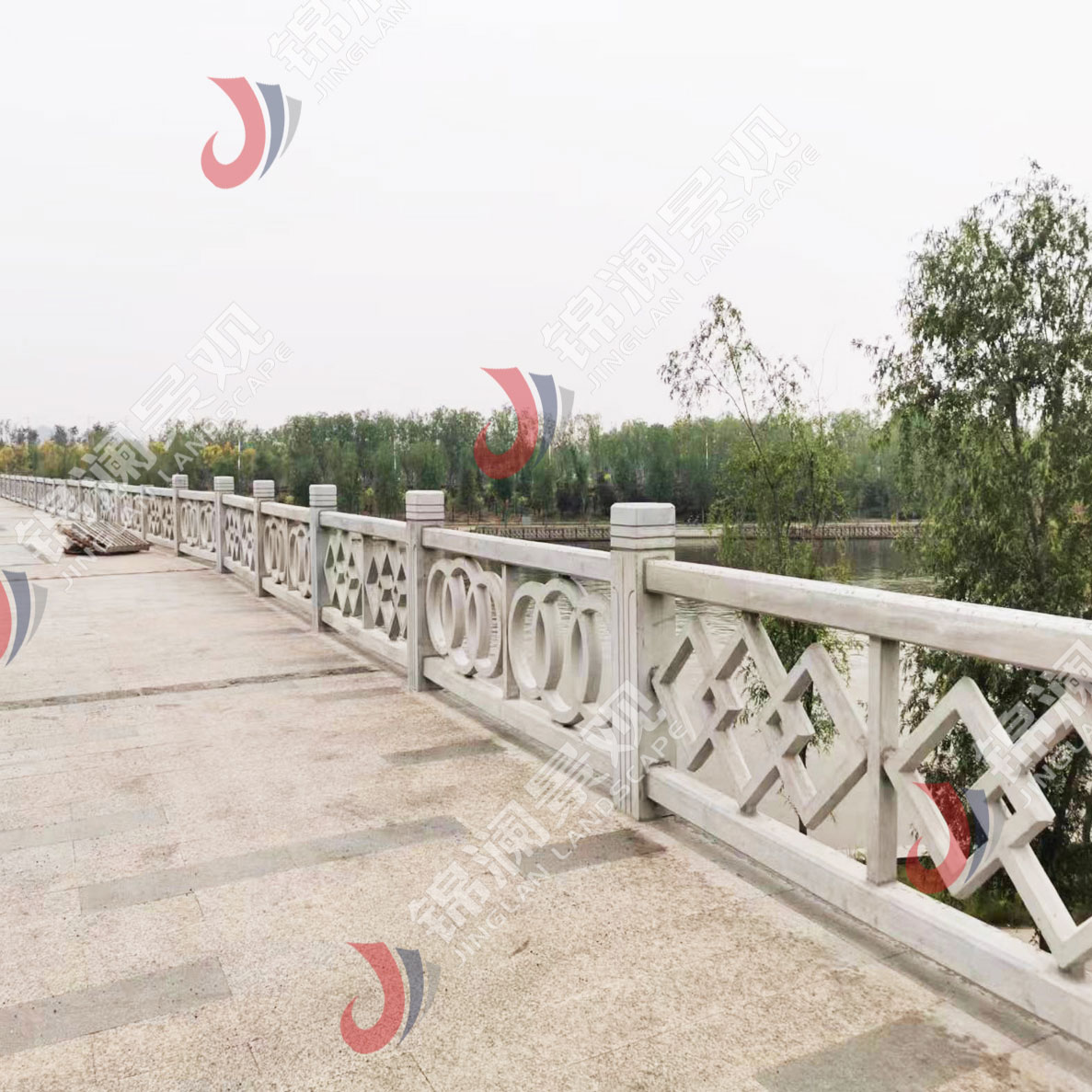 铸造石栏杆,铸造石挂板,晶铸石挂板,晶铸石栏杆,铸造石树池坐凳,泰科石树池,晶铸石,精铸石,泰科石,铸造石桥梁装饰