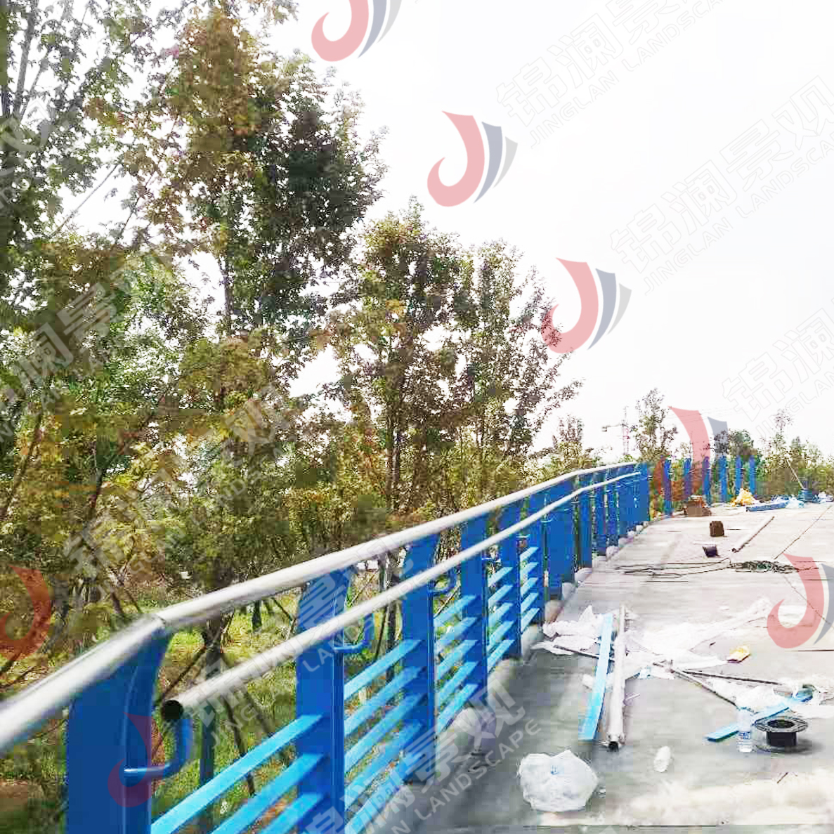 景观栏杆,桥梁装饰,铸造石,晶铸石,精铸石,铝合金栏杆,铝合金防撞护栏,UHPC装饰挂板,UHPC清水板,GRC