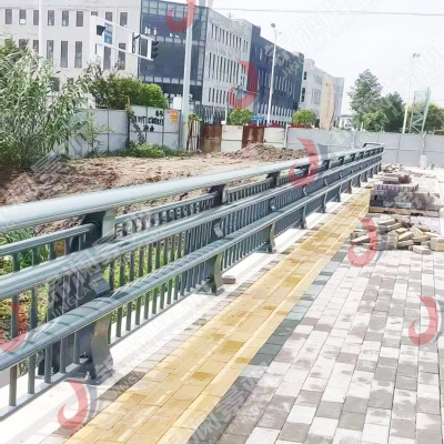 铝合金防撞护栏
