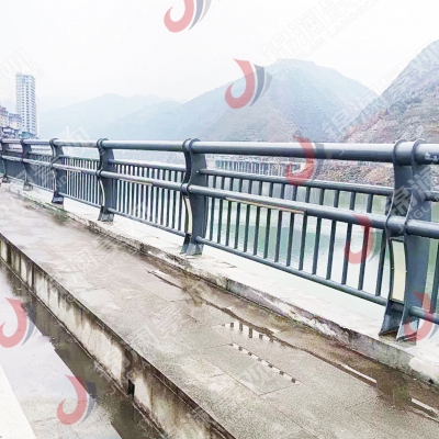 桥梁铝合金人行道栏杆