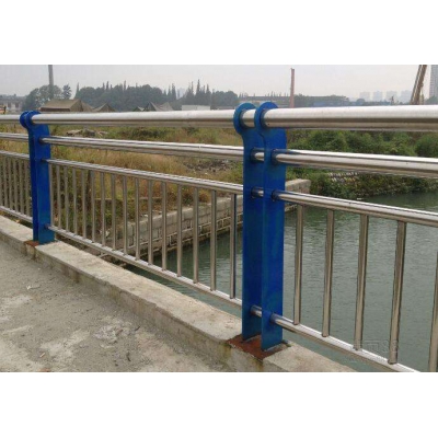 桥梁栏杆施工应注意哪几点？