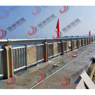 选择桥梁栏杆应考虑哪些条件？