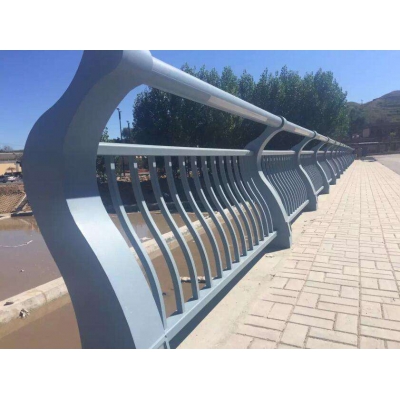 如何正确安装桥梁栏杆